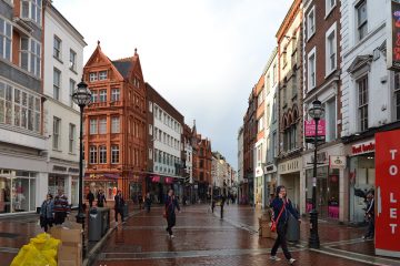 Grafton Street, Dublin Ireland. Photo courtesy of imaginingdesire on Flickr.