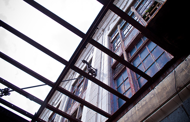 Rehabbing a building in Youngstown, Ohio. Photo by John Cruz.